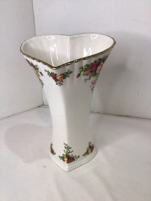 Royal Albert Cream/Red China Roses Vase