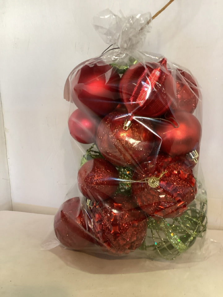 Ornament Green & Red Holiday Item