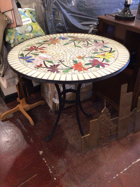 Indoor/outdoor Mosaic Floral Bistro Multi-Color Table