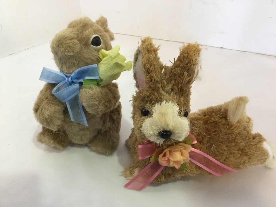 Easter Tan Straw Bunnies Pair Holiday Item