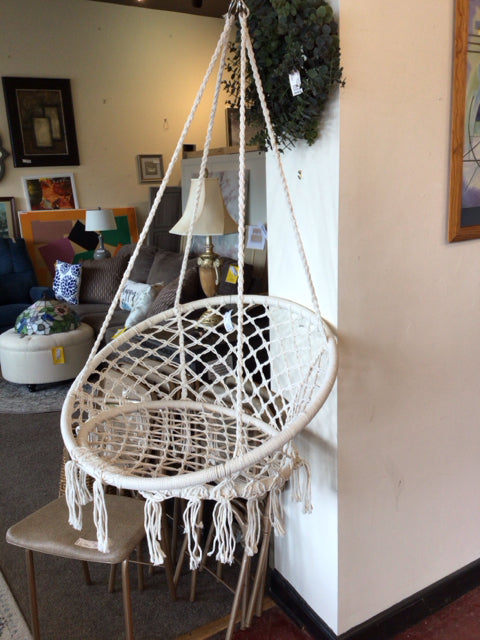 Hanging Macrame Swing Chair
