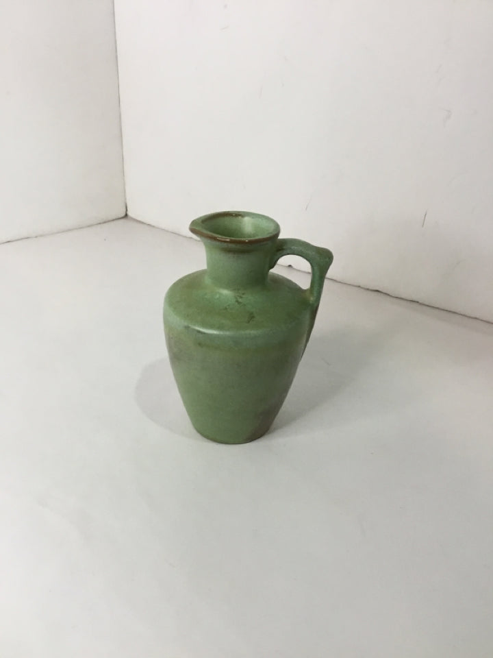 FRANKOMA Green Pottery Leaf Pitcher