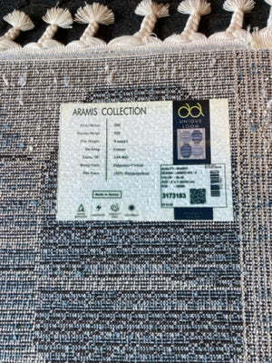 Aramis Throw Blue/White Rug