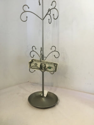 Silver Metal Mug Holder