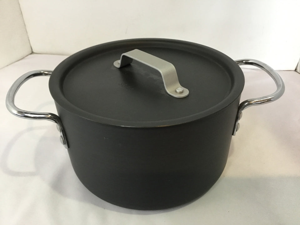 Commercial Cookware Lidded Pan
