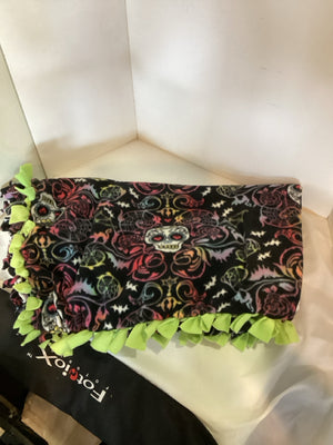 Halloween Black/Green Fleece Skull Throw