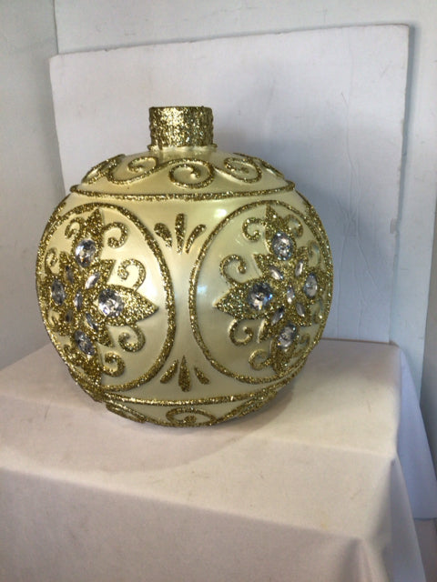 Ornament Gold Resin Large Holiday Item