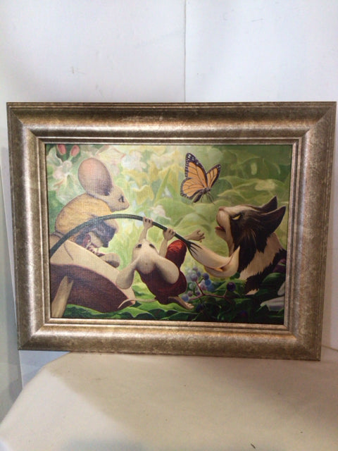Black/White Cat Mouse Framed Art