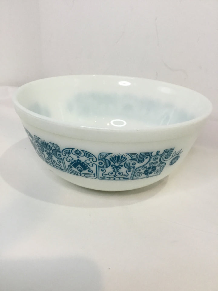 Pyrex Vintage Mixing White/Blue Glass Bowl