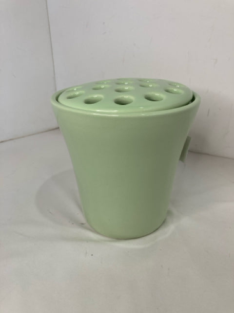 Southern Living Green Ceramic Vase