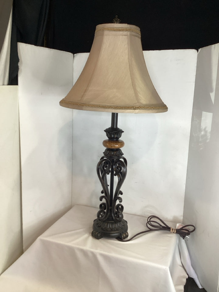 Black/Brown Metal/Wood Scroll Lamp