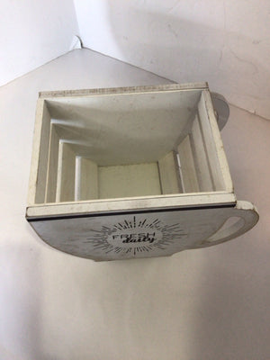 White/Black Wood Coffee Planter