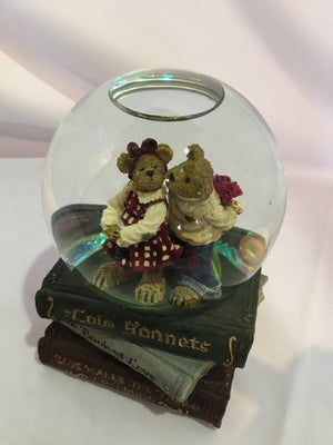 Music Box Multi-Color Resin Bears Books Snow Globe