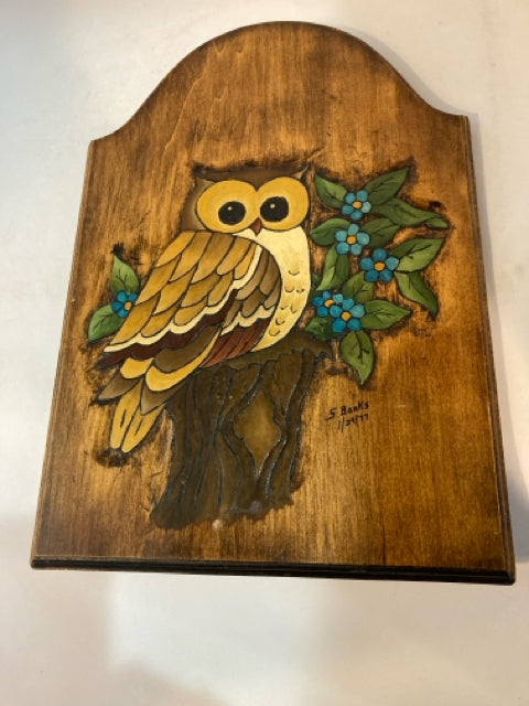 Original Carved Wood Owl Painted Brown/Green Wall Decoration