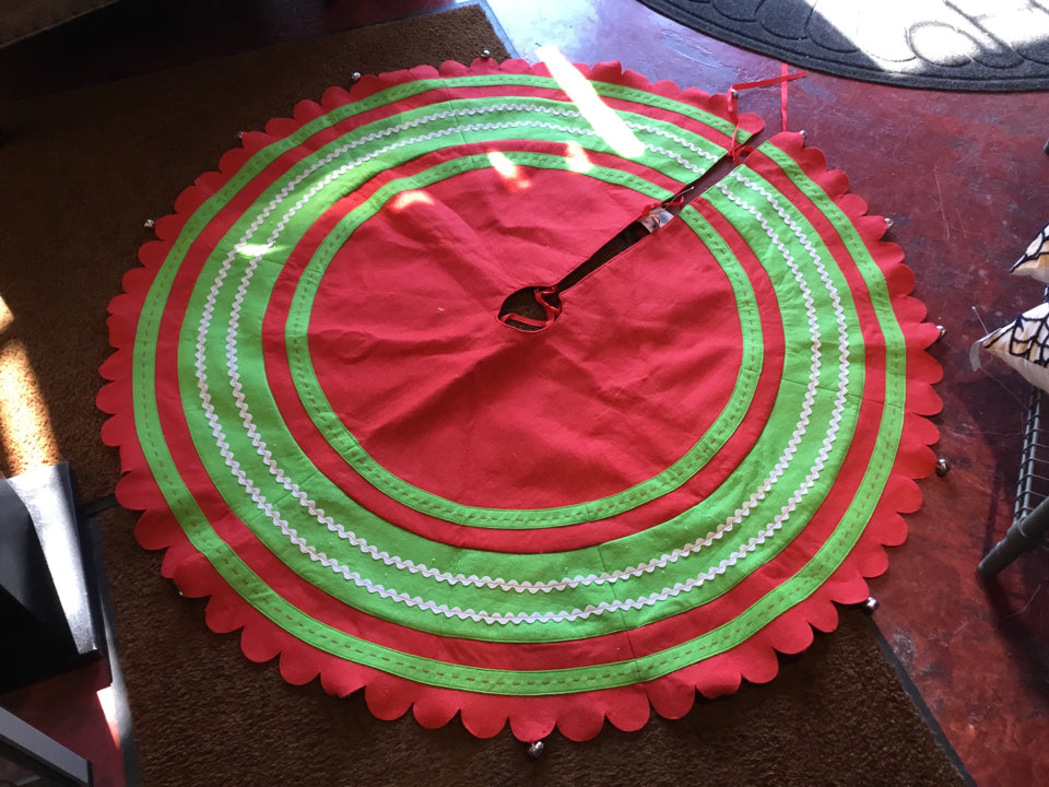 Martha Stewart Tree Skirt Red/Green Cotton Polyester Bells Holiday Item
