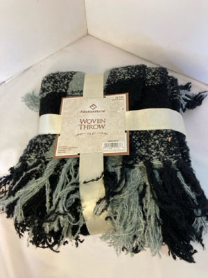 Black/Gray Cotton Throw
