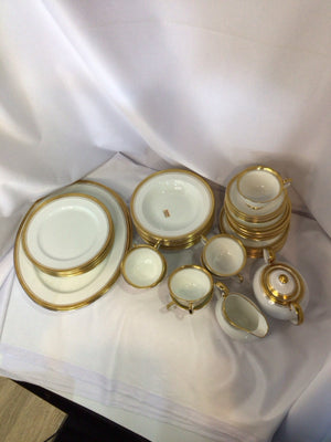 Aynsley Gold Trim White China Dish Set