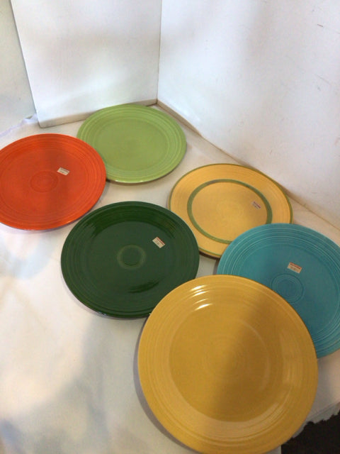 Fiestaware Vintage Set of 5 Multi Ceramic Plate Set