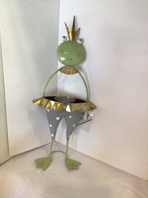 Green Metal Frog Planter