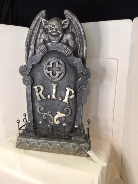 Halloween Gray Resin Tombstone As Is Holiday Item