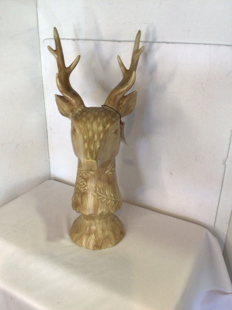 Statue Beige Wood Reindeer Head Holiday Item