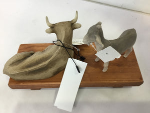 Willow Tree Christmas Brown/Gray Resin Animal Holiday Item