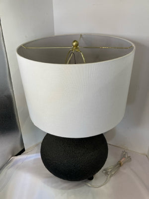 Black Pottery Table Lamp