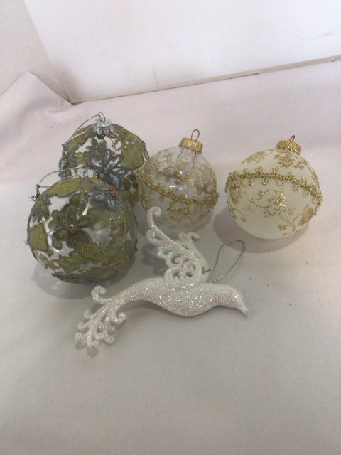 Ornament Clear/White Glass Holiday Item