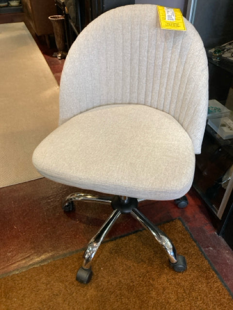 Desk Polyester Swivel Base Casters Cream Chair