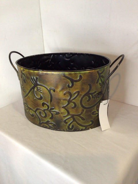 Green/Black Metal Planter