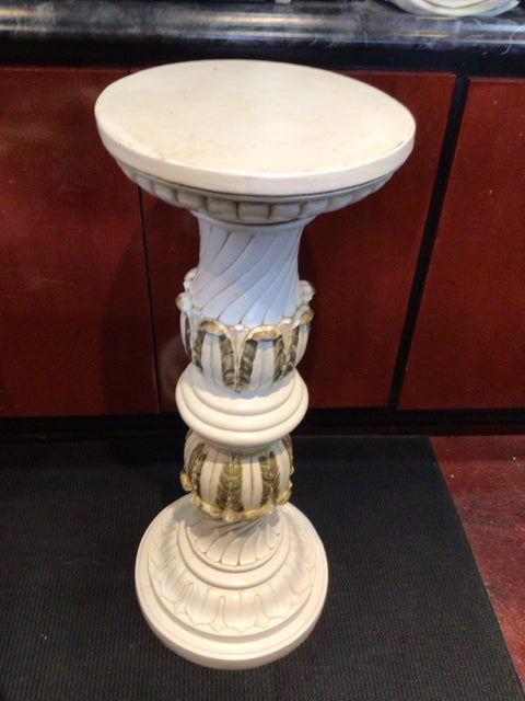 Grecian White/Gold Plaster Column