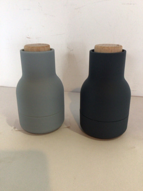 Grinder Blue Salt & Pepper