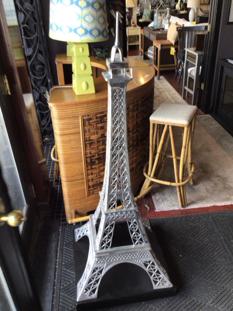 Free Standing Silver Metal Eiffel Tower Statue
