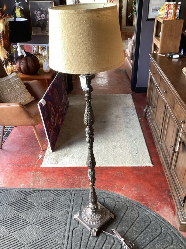 Floor Bronze Iron Lamp