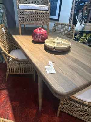 Bison Commerce LLC Modern Table 9JD7K43D