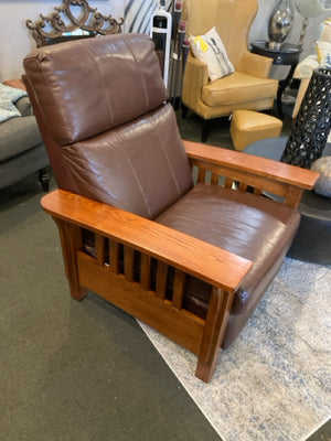 Recliner Wood/Leather Brown Chair