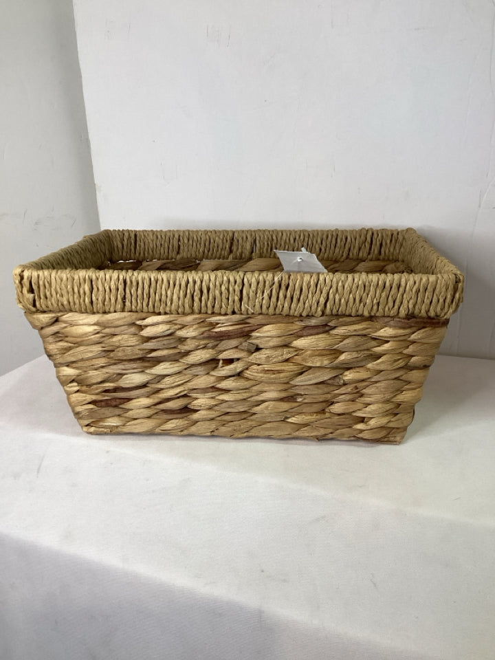 Natural Seagrass Basket