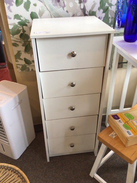 5 Drawer Wood White Dresser/Chest