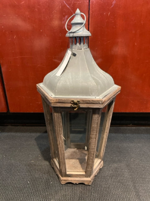 Gray Metal/Glass Lantern