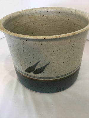 Gray/Blue Pottery Planter