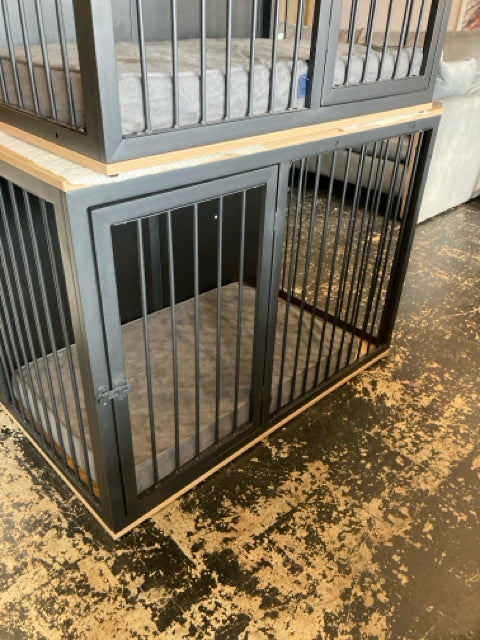 Dog Tan/Black Metal/Wood W/ Dog Bed Crate