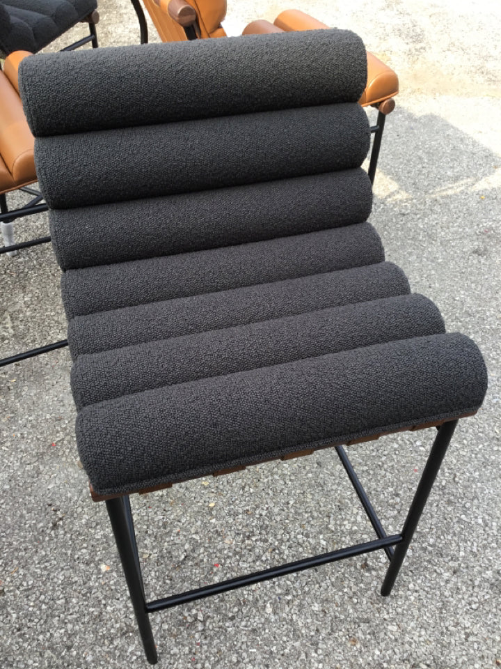 Denver Modern Vail Boucle Black Barstool/Bar Stool 9BKRLVGH