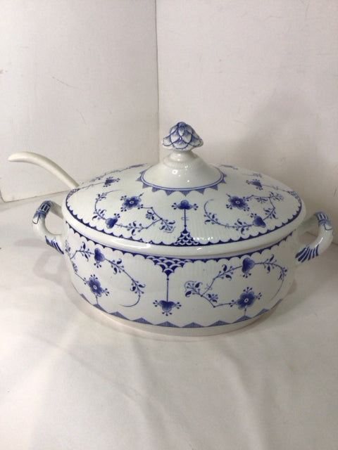 Lidded Blue/White Ceramic Floral Tureen