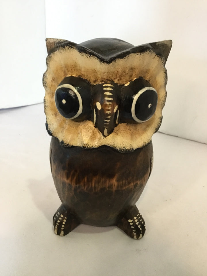 Brown/White Wood Owl Sculpture