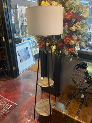 Floor Tan/Black Wood/Metal Shelves Round Lamp