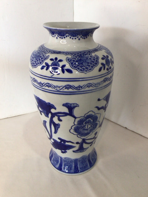 Blue/White Porcelain Floral Vase
