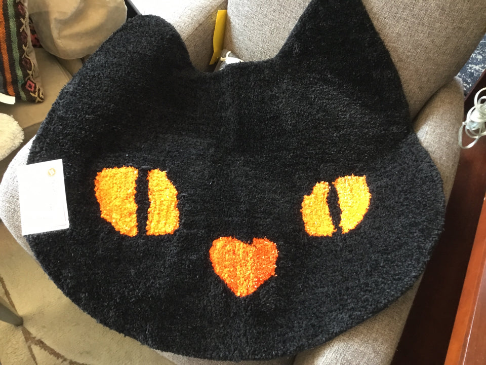 New Cat Black/Orange Rug