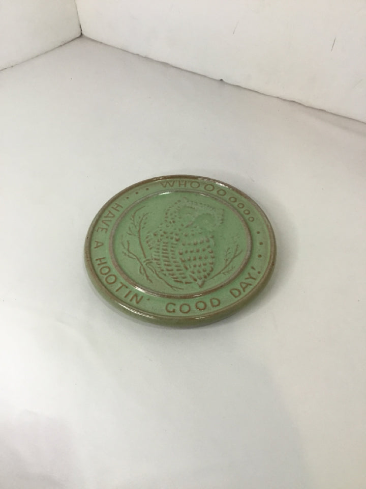 FRANKOMA Mid Century Green Pottery Owl Trivet