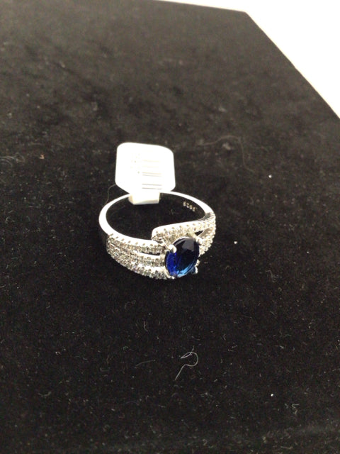 Silver Oval Rhinestone Ring