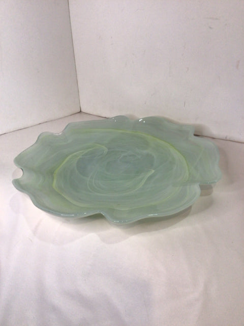 Green Glass Wavy Plate